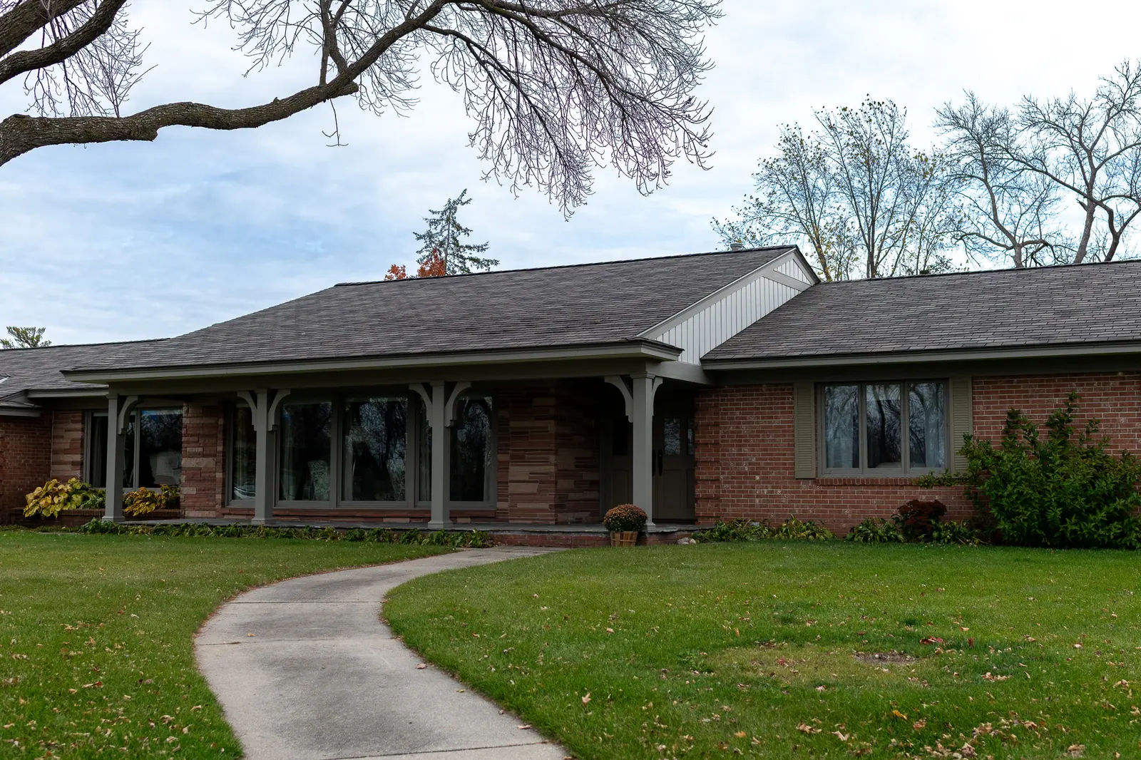 Fall Roofing in Central Minnesota: Is It Too Late to Replace Your Roof This Year?
